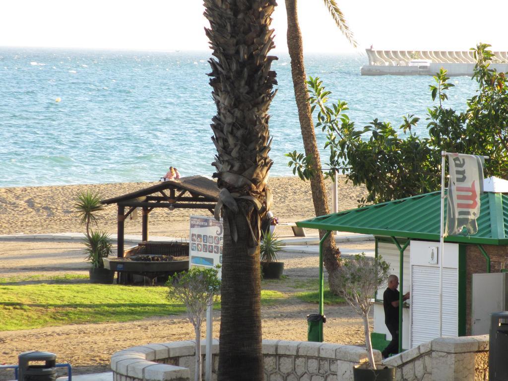 Frente a la playa Malagueta Arenal, 10 personas Málaga Exterior foto